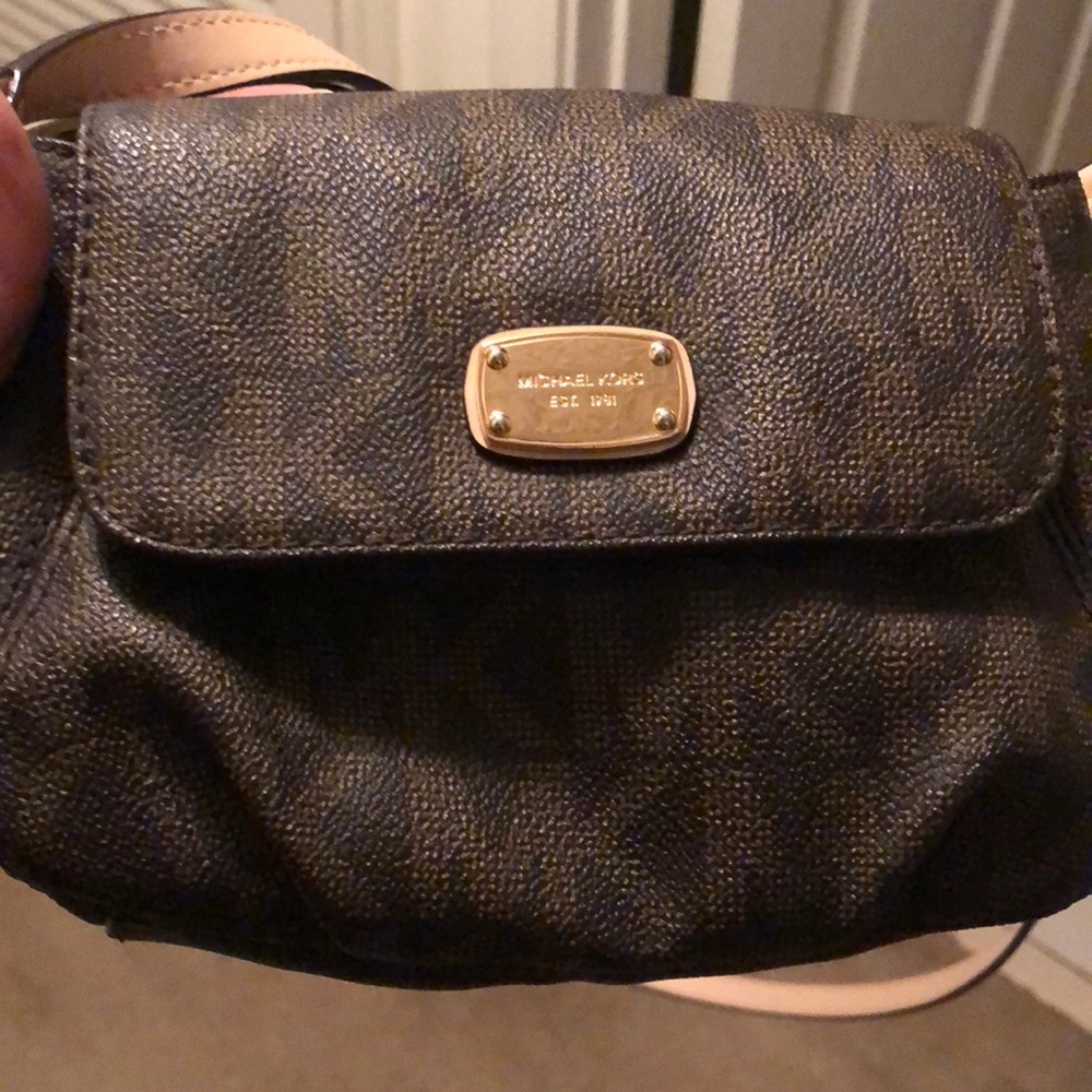 Crossbody MK